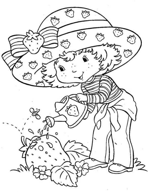 Desenho da Moranguinho regando um morango gigante com uma abelha voando para imprimir e colorir.