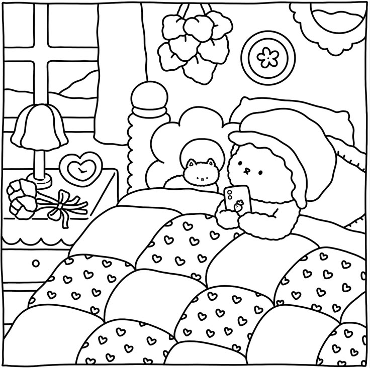 Um ursinho fofo usando um gorro está deitado em uma cama acolchoada com corações, segurando um celular, com um gatinho ao fundo e uma luminária no criado-mudo.